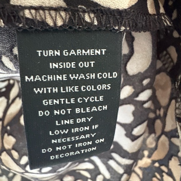 Investments Women’s Petite Medium Scoop Neck 3/4 Sleeve Blouse - Picture 4 of 6